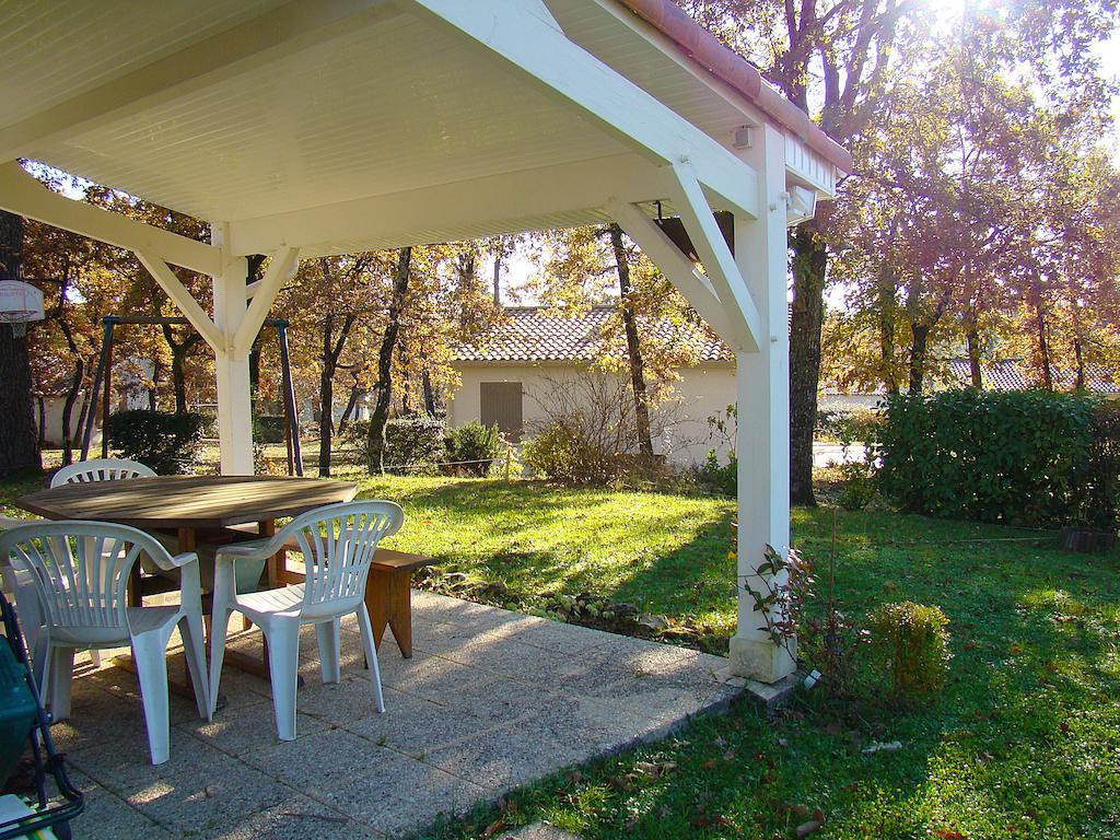 Etang Vallier Resort Brossac Szoba fotó